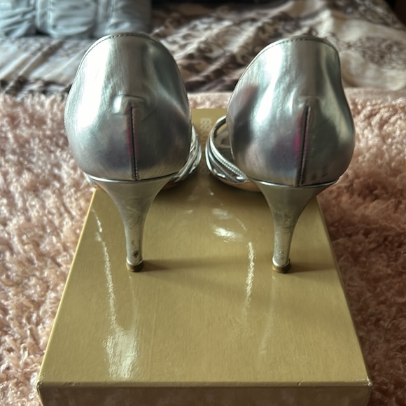 Sergio Rossi silver heels in good condition - Picture 4 of 6